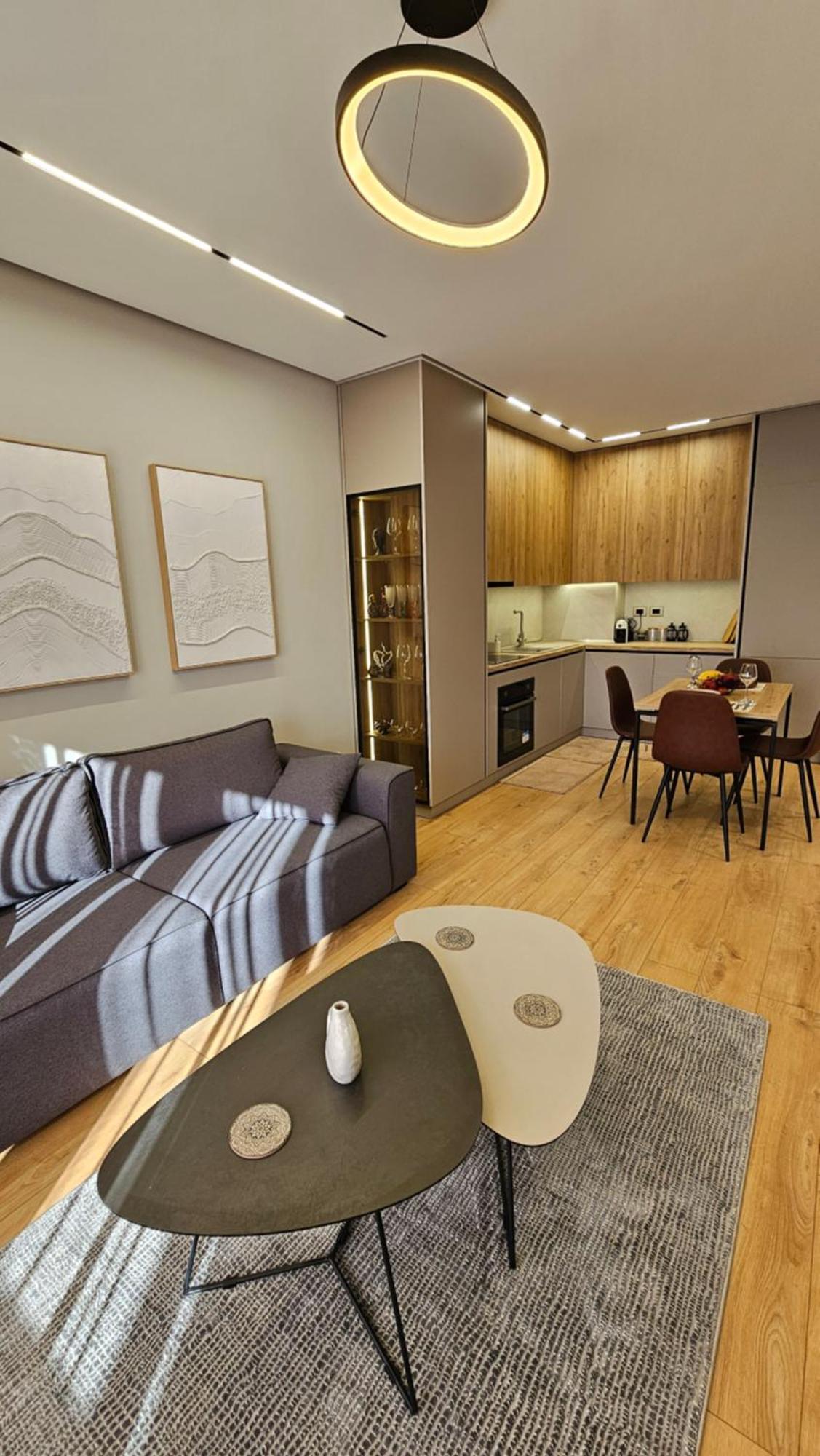 Kris Appartement Tirana