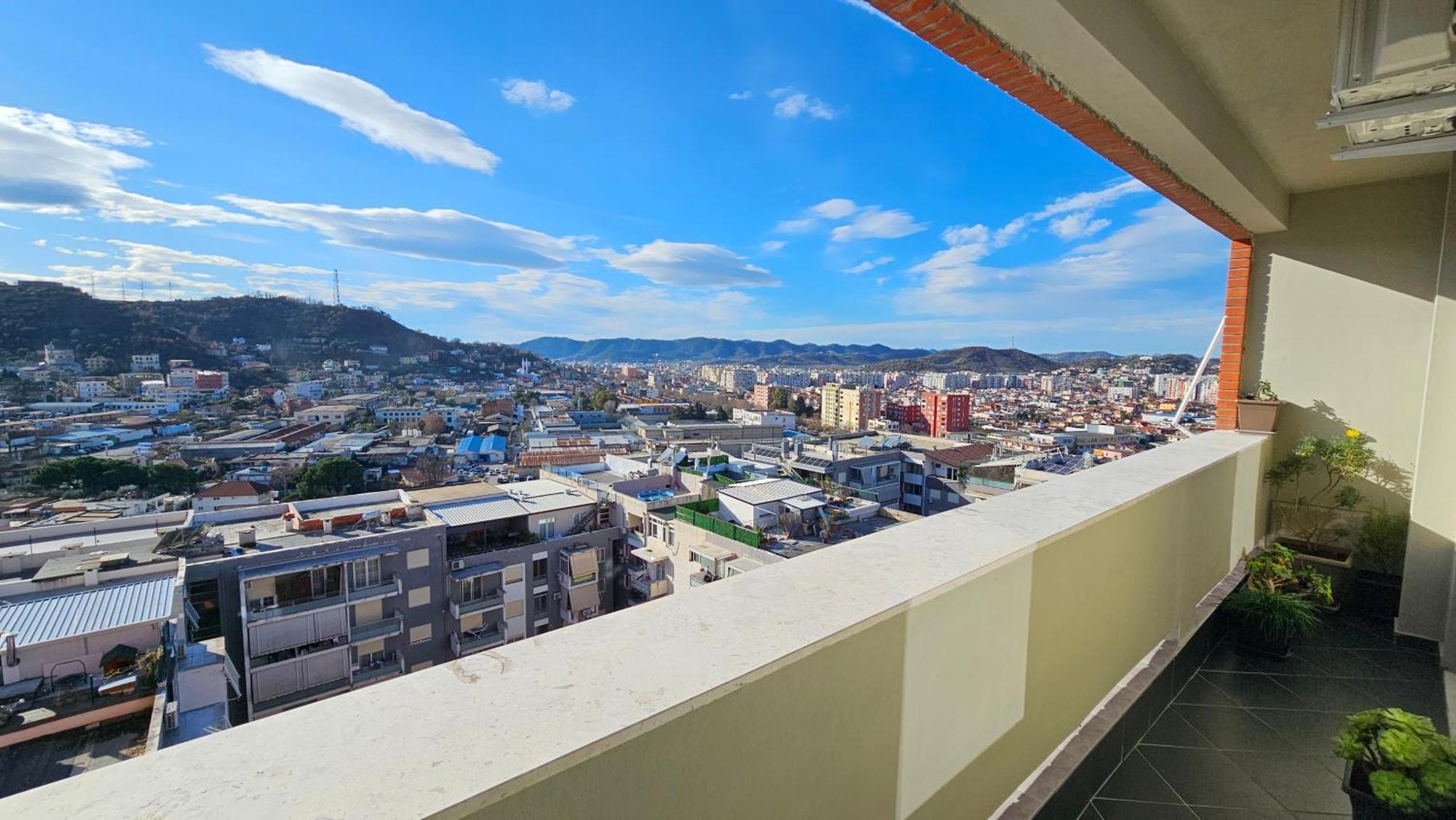 Apartament Kris *
